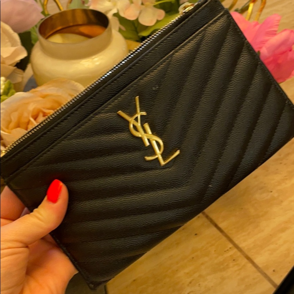 Ysl clutch